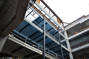 https://archive.abp.unimelb.edu.au/objects/images/Construction/Images/Stairs, walkways and balustrades/Structural steel walkways & support structure/DSC_3782.JPG