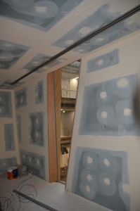 https://archive.abp.unimelb.edu.au/objects/images/Construction/Images/Hanging studio/Internal plasterboard lining and framing/DSC_9137.JPG