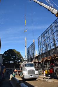 https://archive.abp.unimelb.edu.au/objects/images/Construction/Images/Precast structural concrete walls and columns/Levesl 2-5/DSC_2153.JPG