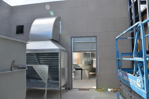 https://archive.abp.unimelb.edu.au/objects/images/Construction/Images/Roof/Plantroom claddings/DSC_6115.JPG