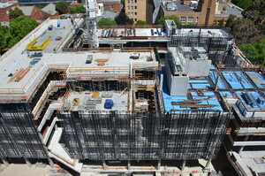 https://archive.abp.unimelb.edu.au/objects/images/Construction/Images/Concrete suspended slabs and beams/Levels 1-5 & formwork/DSC_3365.JPG