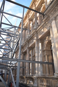 https://archive.abp.unimelb.edu.au/objects/images/Construction/Images/Facades/Joseph Reed/Temporary support removal/DSC_7947.JPG