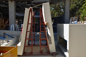 https://archive.abp.unimelb.edu.au/objects/images/Construction/Images/Facades/Precast concrete/Polished south side/DSC_4547.JPG