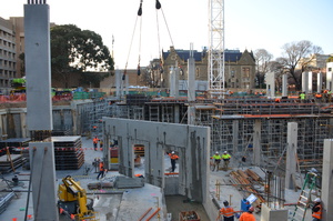 https://archive.abp.unimelb.edu.au/objects/images/Construction/Images/Precast structural concrete walls and columns/Basement/DSC_1122.JPG