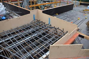 https://archive.abp.unimelb.edu.au/objects/images/Construction/Images/Concrete suspended slabs and beams/Post-tensioned beams & slabs/DSC_1282.JPG