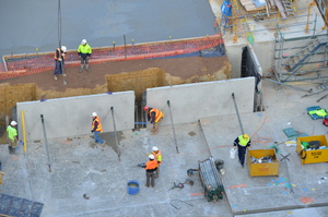 https://archive.abp.unimelb.edu.au/objects/images/Construction/Images/Precast structural concrete walls and columns/Basement/DSC_0734.JPG
