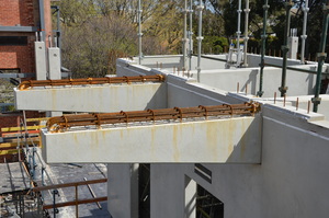 https://archive.abp.unimelb.edu.au/objects/images/Construction/Images/Precast structural concrete walls and columns/Levesl 2-5/DSC_2464.JPG
