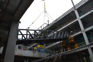https://archive.abp.unimelb.edu.au/objects/images/Construction/Images/Stairs, walkways and balustrades/Y Stairs structural steel/Installation/DSC_3476.JPG