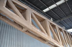 https://archive.abp.unimelb.edu.au/objects/images/Construction/Images/LVL roof beams & coffers/AUS Iron industries/DSC_4682.JPG