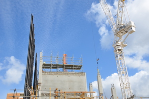 https://archive.abp.unimelb.edu.au/objects/images/Construction/Images/Precast structural concrete walls and columns/Levesl 2-5/DSC_2031.JPG