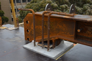 https://archive.abp.unimelb.edu.au/objects/images/Construction/Images/Structural steel/Cantilever/Anchorage/DSC_3070.JPG