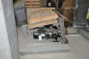 https://archive.abp.unimelb.edu.au/objects/images/Construction/Images/Services/Mechanical/Large plant room basement/DSC_3943.JPG
