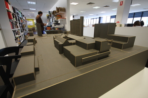 https://archive.abp.unimelb.edu.au/objects/images/Design/Schematic design/Card models/Massing model/IMG_3102.JPG