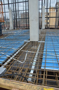 https://archive.abp.unimelb.edu.au/objects/images/Construction/Images/Concrete suspended slabs and beams/Post-tensioned beams & slabs/DSC_2260.JPG