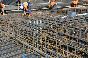 https://archive.abp.unimelb.edu.au/objects/images/Construction/Images/Concrete suspended slabs and beams/Ground level & formwork/DSC_1167.JPG