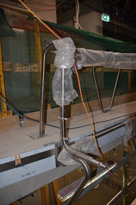 https://archive.abp.unimelb.edu.au/objects/images/Construction/Images/Atrium stainless steel wire mesh & frames/DSC_7732.JPG