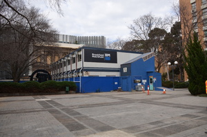 https://archive.abp.unimelb.edu.au/objects/images/Construction/Images/Site facilities/Additional site sheds & fences/Shed removal/DSC_9772.JPG
