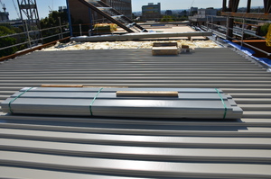 https://archive.abp.unimelb.edu.au/objects/images/Construction/Images/Roof/Roof sheeting, flashings and gutters/DSC_4369.JPG