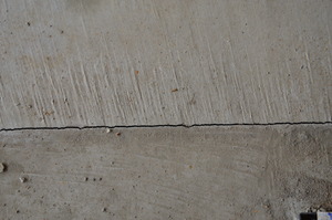 https://archive.abp.unimelb.edu.au/objects/images/Construction/Images/Concrete suspended slabs and beams/Slab movement joints/DSC_2087.JPG