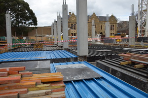 https://archive.abp.unimelb.edu.au/objects/images/Construction/Images/Concrete suspended slabs and beams/Composite slabs/DSC_1367.JPG