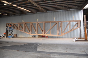 https://archive.abp.unimelb.edu.au/objects/images/Construction/Images/LVL roof beams & coffers/AUS Iron industries/DSC_4642.JPG
