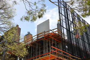 https://archive.abp.unimelb.edu.au/objects/images/Construction/Images/Facades/Precast concrete/Levels 1-5/DSC_2392.JPG