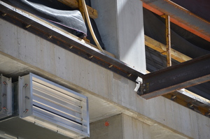 https://archive.abp.unimelb.edu.au/objects/images/Construction/Images/Structural steel/Cantilever/Erection/DSC_4557.JPG