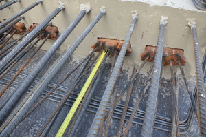 https://archive.abp.unimelb.edu.au/objects/images/Construction/Images/Concrete suspended slabs and beams/Ground level & formwork/DSC_1400.JPG