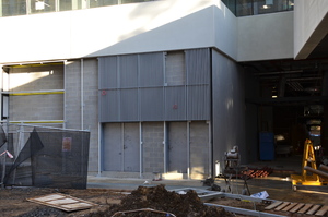 https://archive.abp.unimelb.edu.au/objects/images/Construction/Images/Facades/Metal louvres north face/DSC_7954.JPG