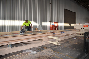 https://archive.abp.unimelb.edu.au/objects/images/Construction/Images/LVL roof beams & coffers/AUS Iron industries/DSC_4655.JPG