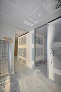 https://archive.abp.unimelb.edu.au/objects/images/Construction/Images/Doors and door frames/Cavity sliding doors/DSC_7274.JPG