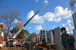 https://archive.abp.unimelb.edu.au/objects/images/Construction/Images/Plant and Equipment/Mobile cranes/DSC_0863.JPG