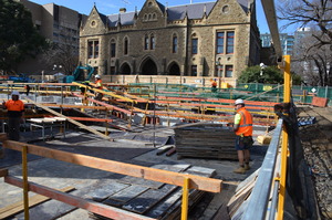 https://archive.abp.unimelb.edu.au/objects/images/Construction/Images/Concrete suspended slabs and beams/Ground level & formwork/DSC_0977.JPG
