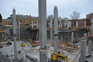 https://archive.abp.unimelb.edu.au/objects/images/Construction/Images/Precast structural concrete walls and columns/Basement/DSC_1056.JPG