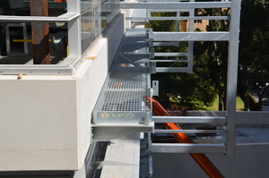 https://archive.abp.unimelb.edu.au/objects/images/Construction/Images/Facades/Zinc screens & access platforms/Access platforms/DSC_6270.JPG