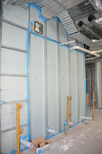 https://archive.abp.unimelb.edu.au/objects/images/Construction/Images/Services/Riser shafts/DSC_6507.JPG