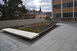 https://archive.abp.unimelb.edu.au/objects/images/Construction/Images/External Works/Dean's terrace/DSC_9792.JPG