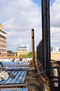 https://archive.abp.unimelb.edu.au/objects/images/Construction/Images/Structural steel/General roof/DSC_3025.JPG