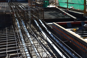 https://archive.abp.unimelb.edu.au/objects/images/Construction/Images/Concrete suspended slabs and beams/Post-tensioned beams & slabs/DSC_1160.JPG