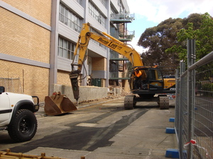 https://archive.abp.unimelb.edu.au/objects/images/Pre-construction/Demolition/ABP/DSC07821.JPG