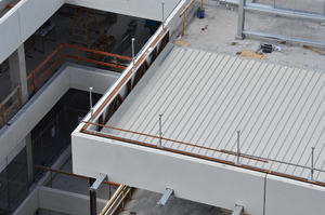 https://archive.abp.unimelb.edu.au/objects/images/Construction/Images/Roof/Roof sheeting, flashings and gutters/DSC_4929.JPG