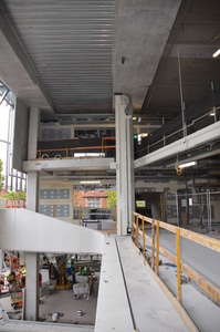 https://archive.abp.unimelb.edu.au/objects/images/Construction/Images/Doors and door frames/Atrium vertical sliding glazed door/DSC_7003.JPG