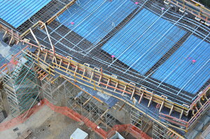 https://archive.abp.unimelb.edu.au/objects/images/Construction/Images/Concrete suspended slabs and beams/Levels 1-5 & formwork/DSC_2345.JPG