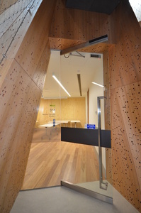 https://archive.abp.unimelb.edu.au/objects/images/Construction/Images/Hanging studio/Finished/DSC_9910.JPG