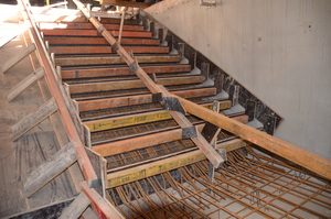 https://archive.abp.unimelb.edu.au/objects/images/Construction/Images/Stairs, walkways and balustrades/Concrete/To main lecture theatre/DSC_3312.JPG