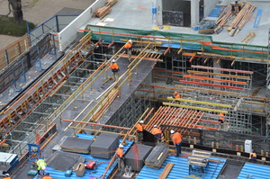 https://archive.abp.unimelb.edu.au/objects/images/Construction/Images/Concrete suspended slabs and beams/Levels 1-5 & formwork/DSC_2458.JPG