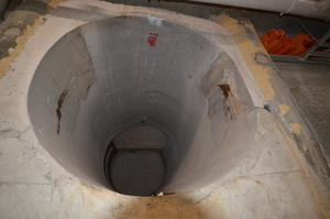 https://archive.abp.unimelb.edu.au/objects/images/Construction/Images/Services/Mechanical/Small plantroom basement/DSD_0090.JPG