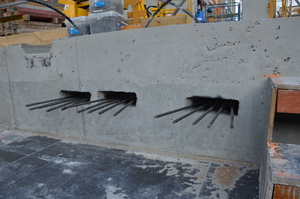 https://archive.abp.unimelb.edu.au/objects/images/Construction/Images/Concrete suspended slabs and beams/Post-tensioned beams & slabs/DSC_1966.JPG