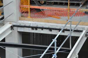 https://archive.abp.unimelb.edu.au/objects/images/Construction/Images/Stairs, walkways and balustrades/Structural steel walkways & support structure/DSC_3712.JPG
