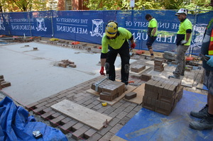 https://archive.abp.unimelb.edu.au/objects/images/Construction/Images/External Works/Brick paving & brick walls/DSC_7402.JPG